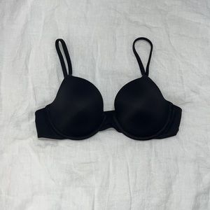 Skims Fits Everybody T-Shirt Bra